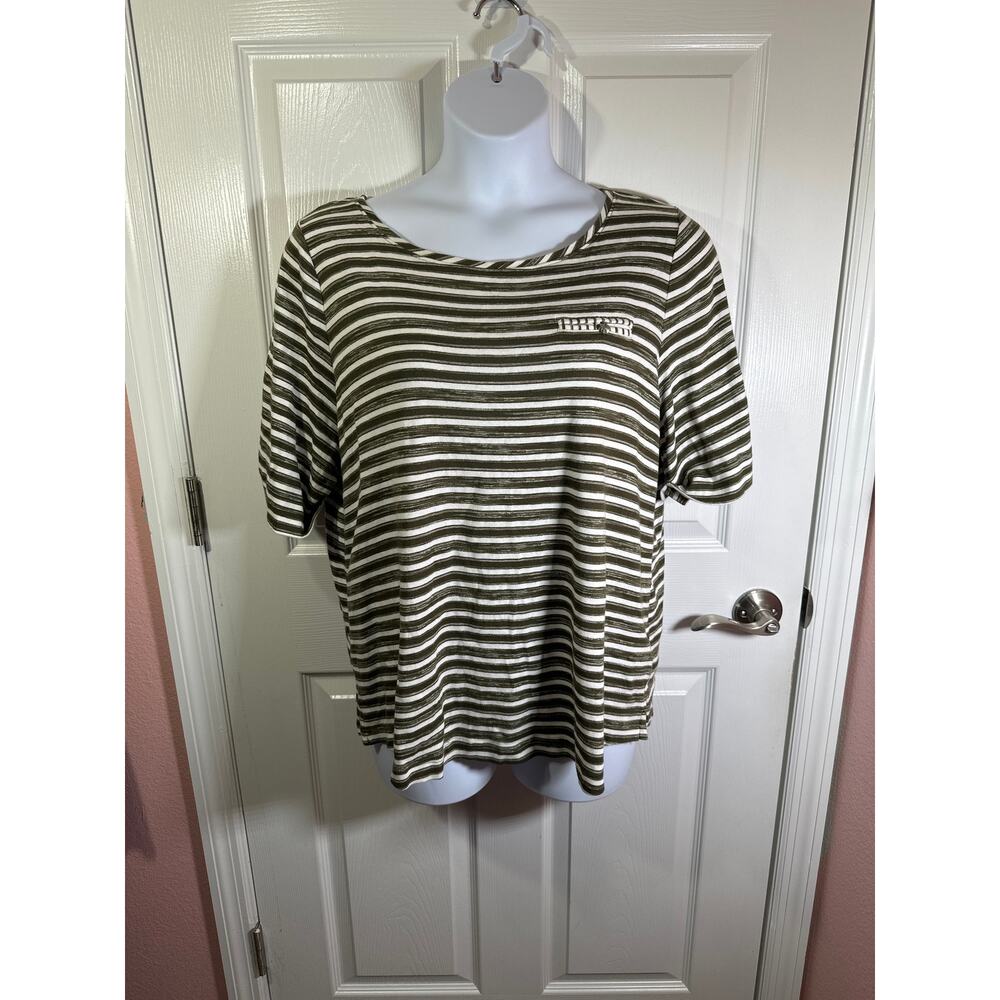 Croft and barrow olive green and white striped 2x t-shirt